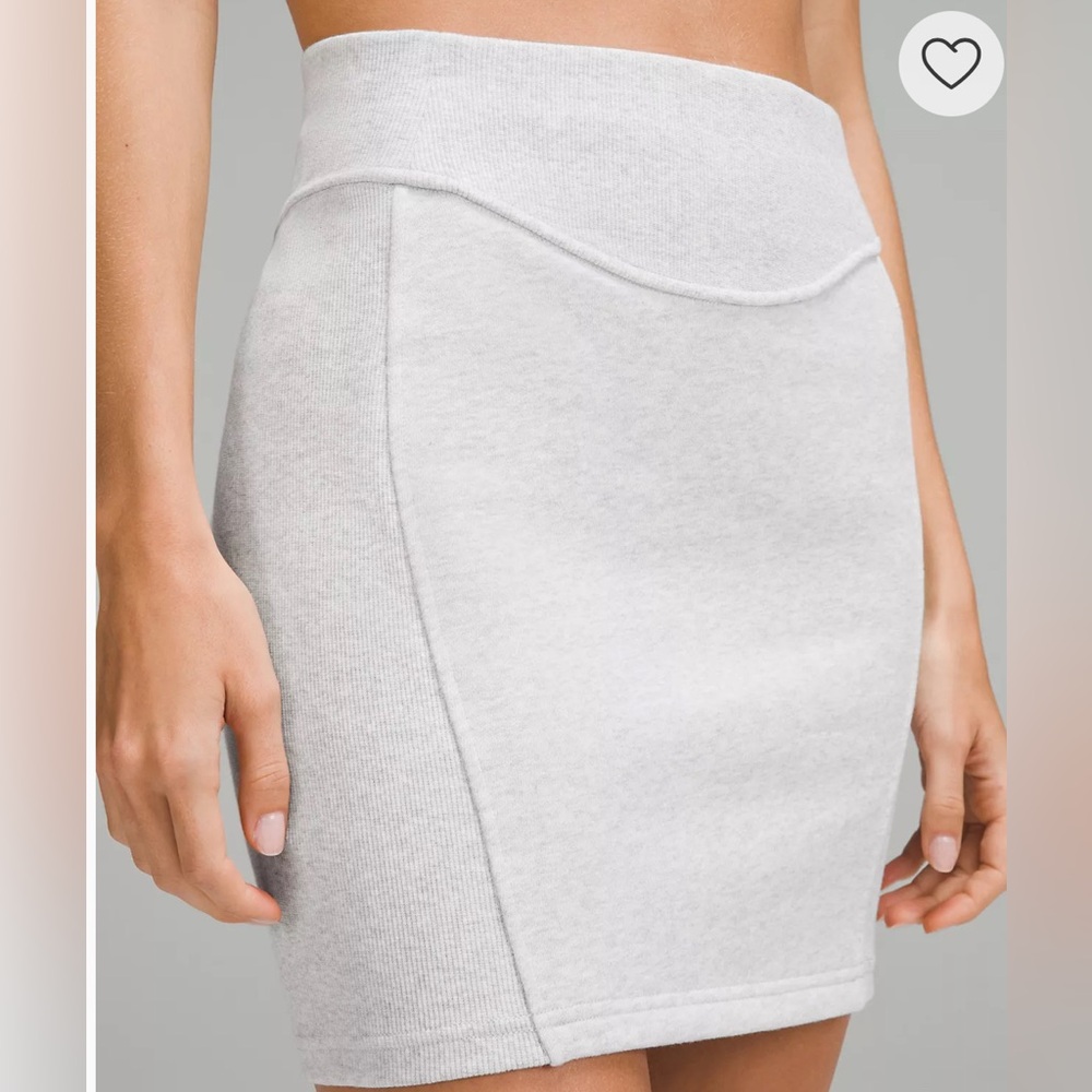 Lululemon Scuba HR Mini Skirt sz M nwt